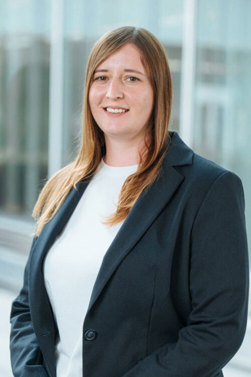 Portrait von Sabrina Febert, Teammitglied der Köln.Assekuranz Agentur